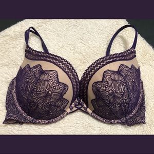 Victoria Secret 36D! Very sexy push up!